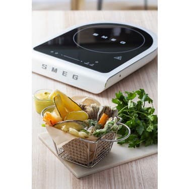smeg Portatif Indüksiyonlu Ocak Mat Beyaz PIC01WHMEU 2