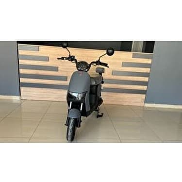 Motolüx Gogo 2 Elektrikli Motosiklet 48V 20Ah Batarya 219 kg Taşıma Kapasitesi Gri Renk 4