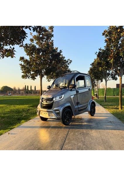 Volta Ev1 Elektrikli Araba 250 kg Taşıma Kapasitesi ve 4 Tekerlek ile Modern Şehir Yaşamına Uygun