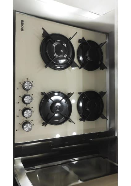 Bekaş Sönme Emniyetli Düğmeden Çakmaklı 4 Gözü Gazlı Doğalgazlı Setüstü Cam Ocak