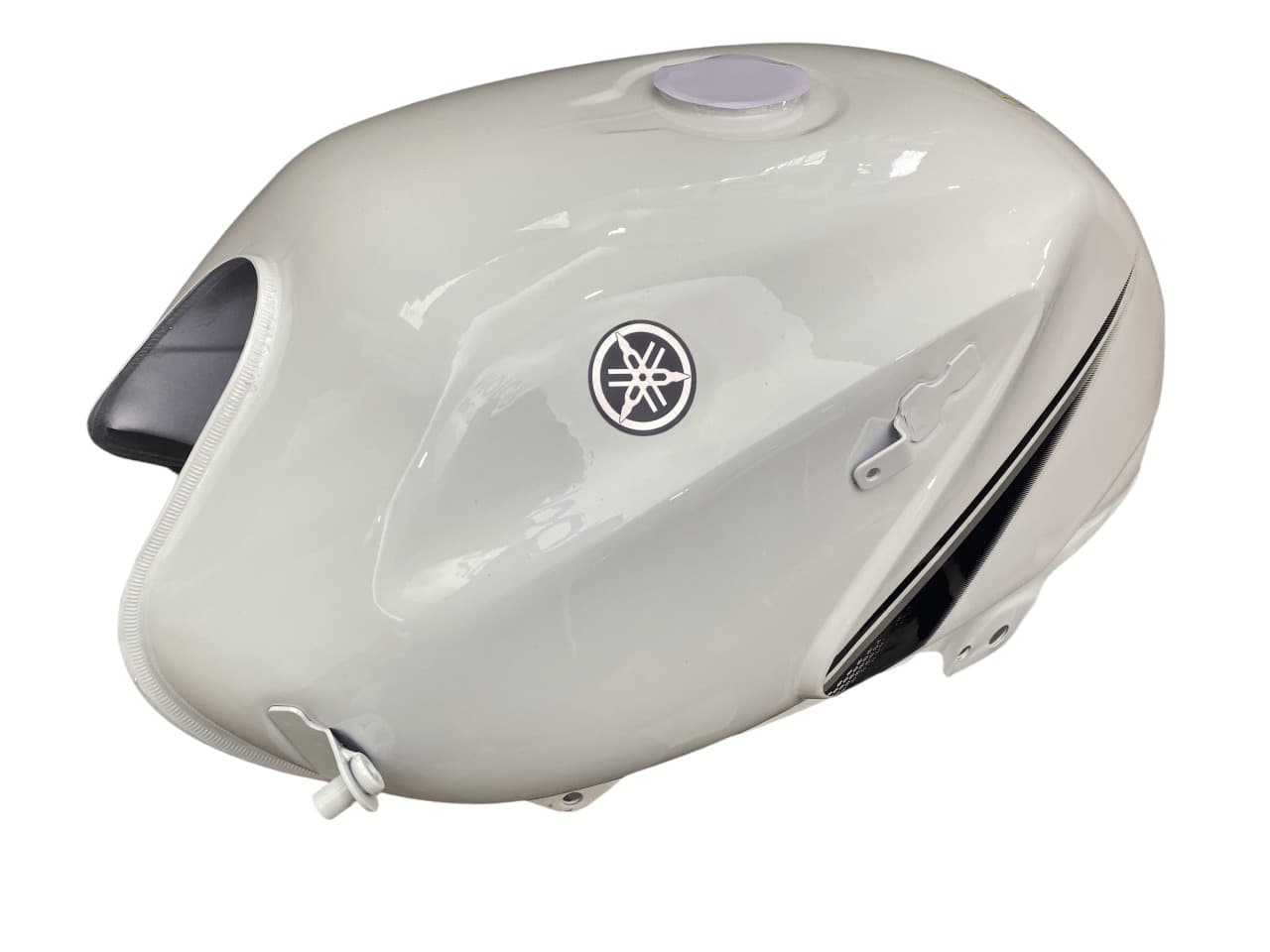 Yamaha YBR 125 K Beyaz Benzin Deposu